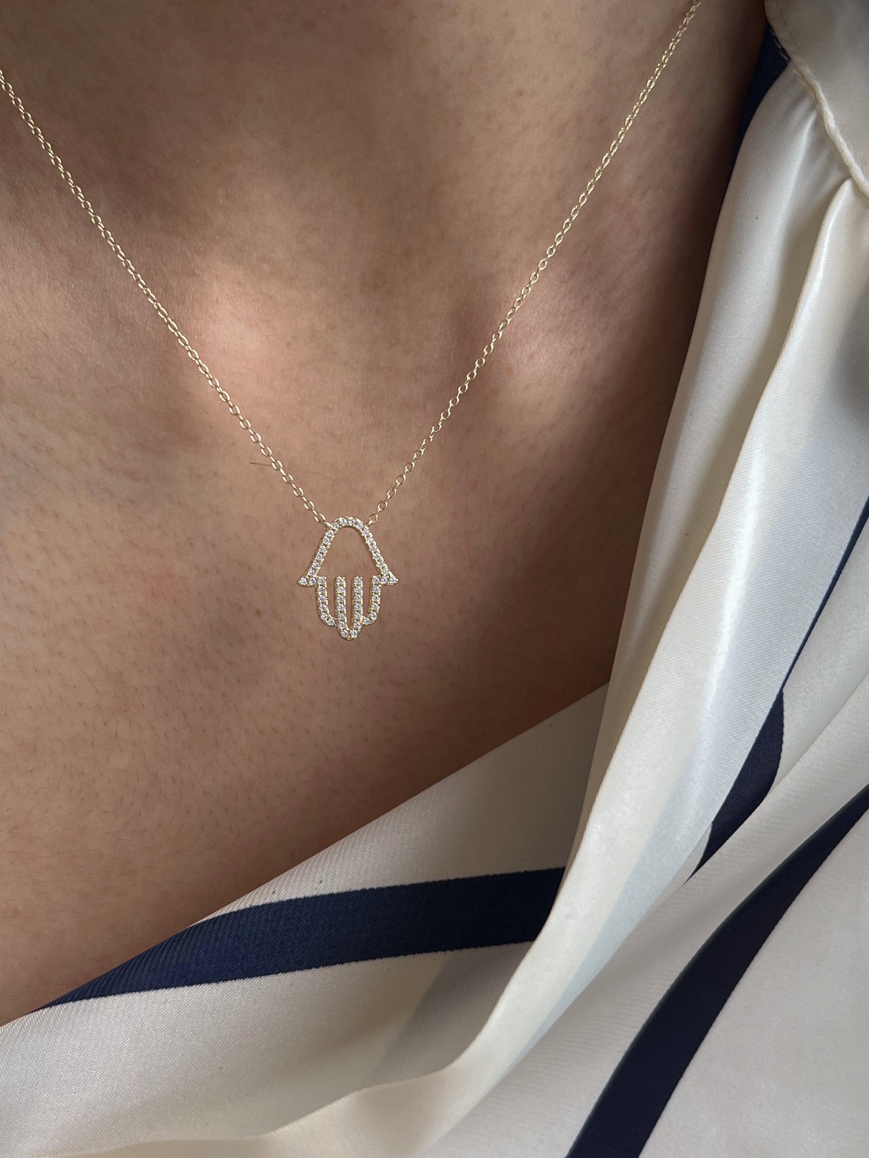 Collar de mano de Hamza