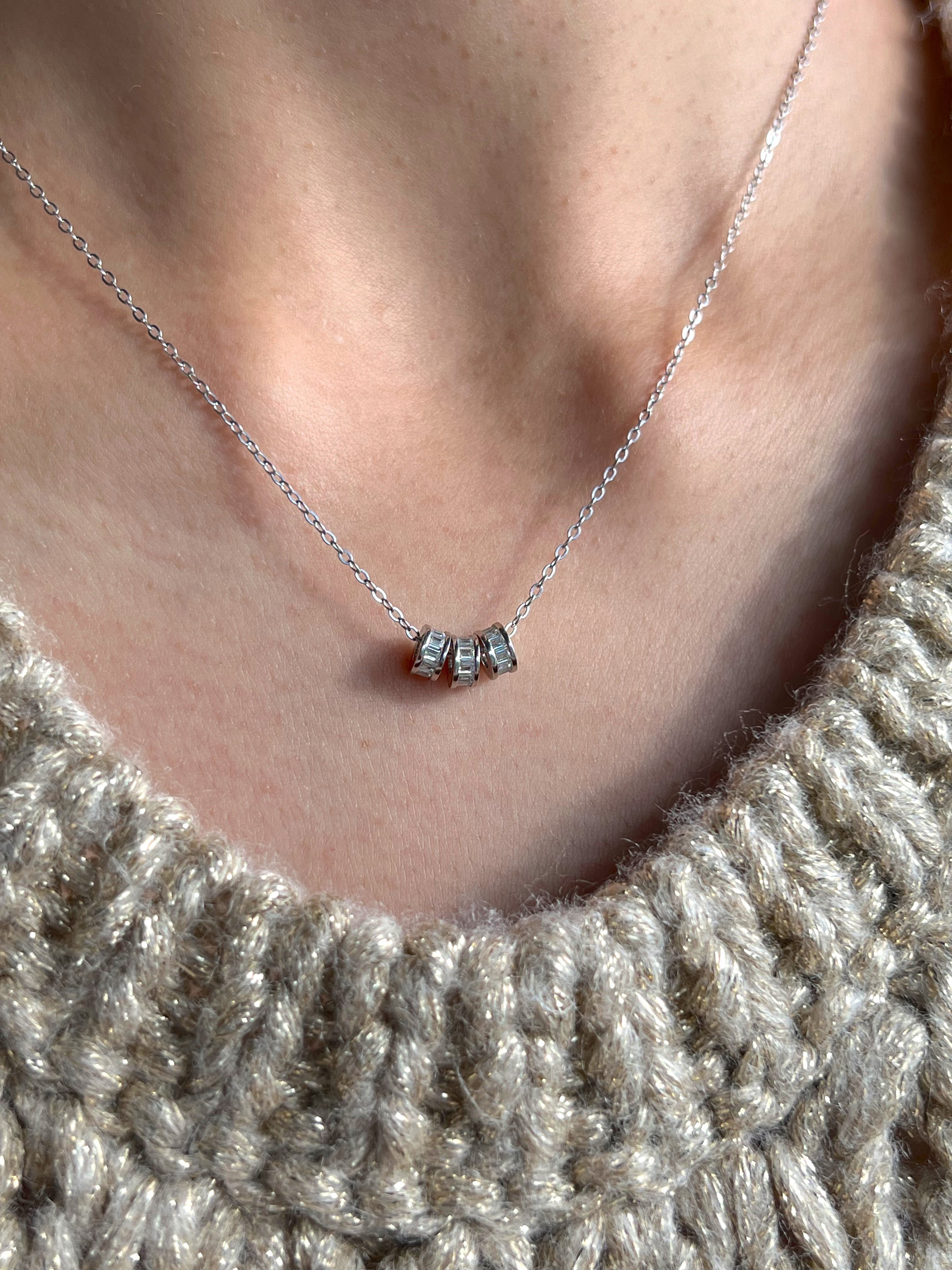 Collar de trío de diamantes
