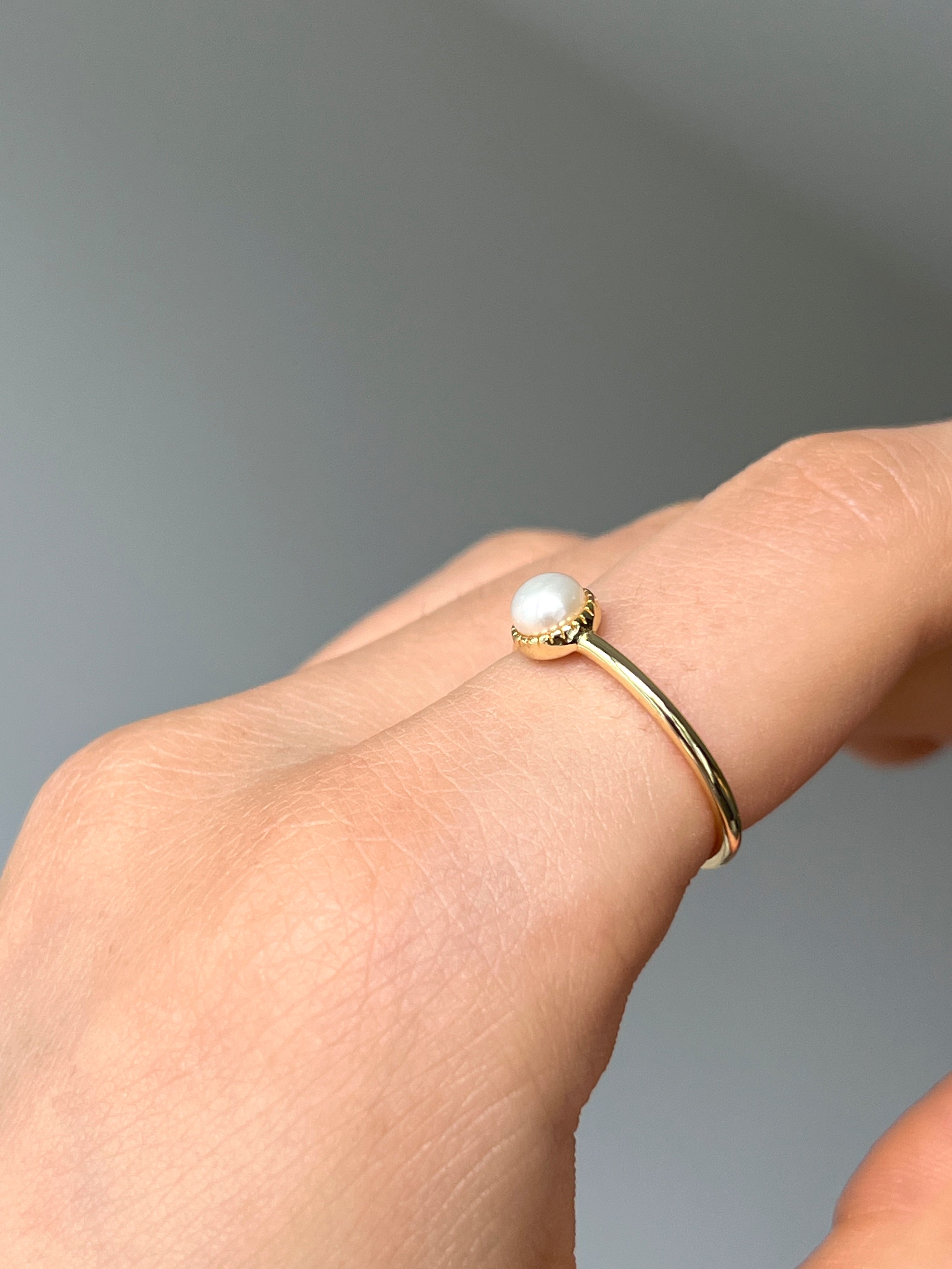 Anillo de Thea