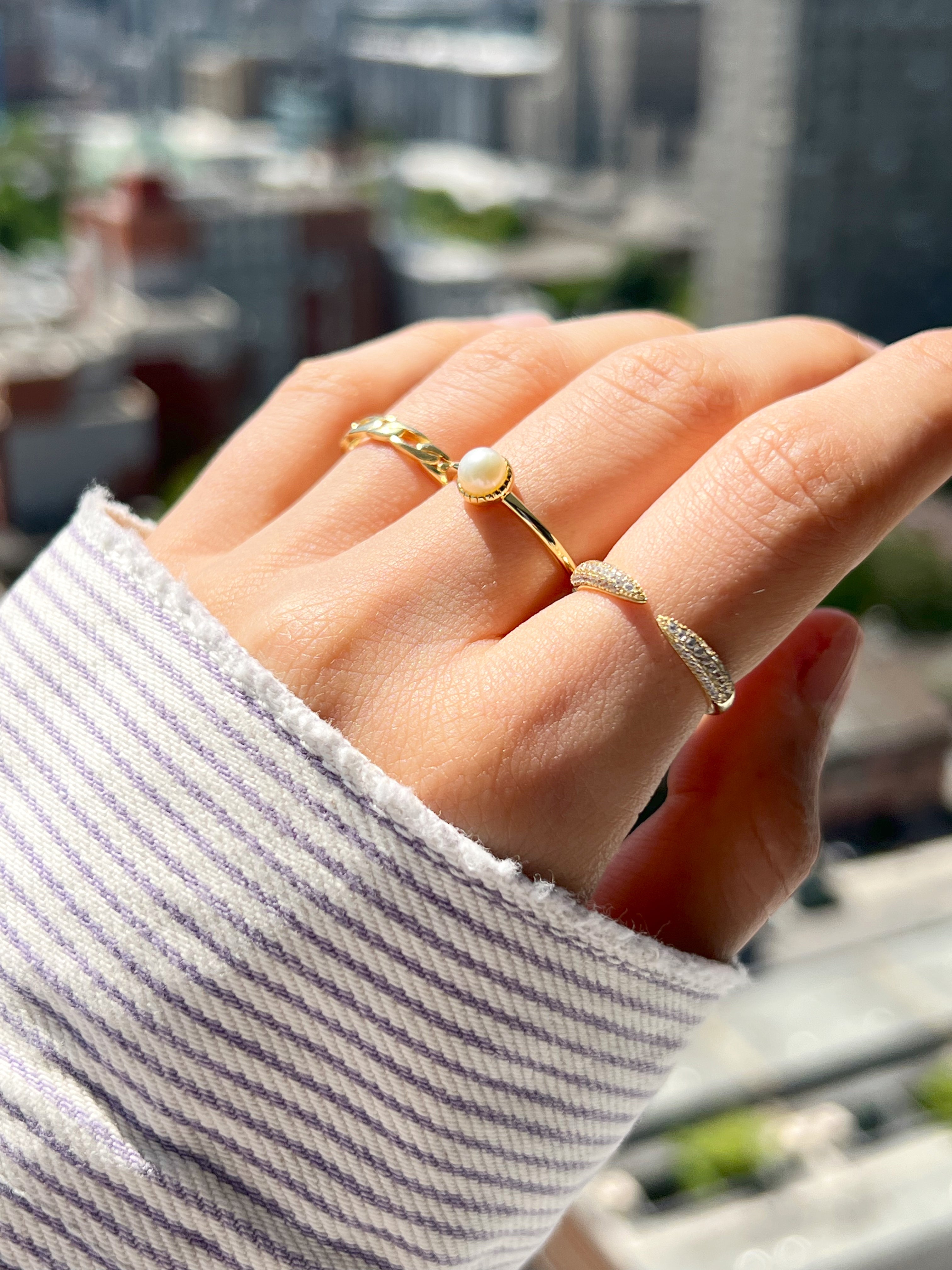 Anillo de Thea